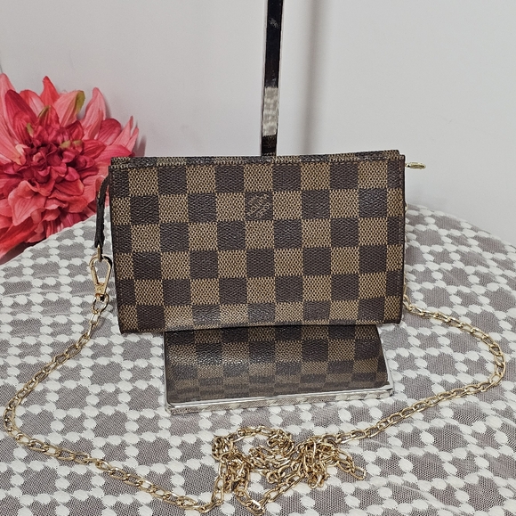 LOUIS VUITTON Damier Ebene Pouch CONVERTED to CROSSBODY (Unbranded chain - Picture 11 of 17